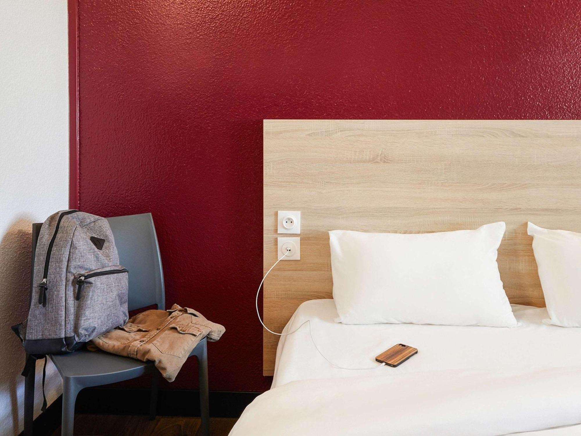Hotelf1 Perpignan Sud エクステリア 写真