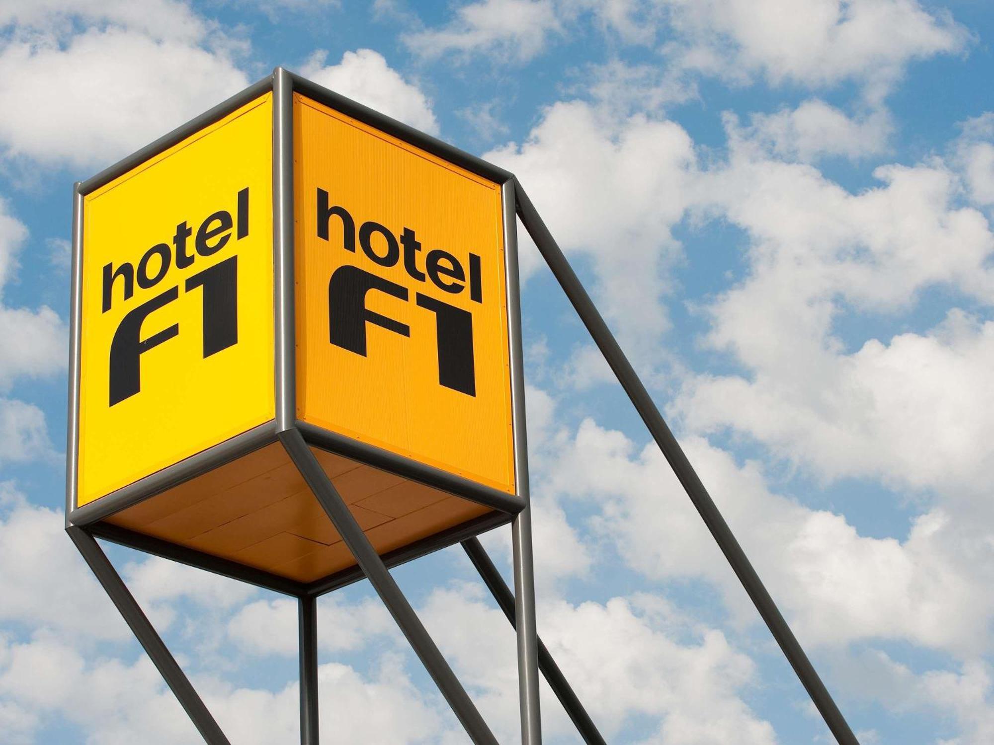 Hotelf1 Perpignan Sud エクステリア 写真